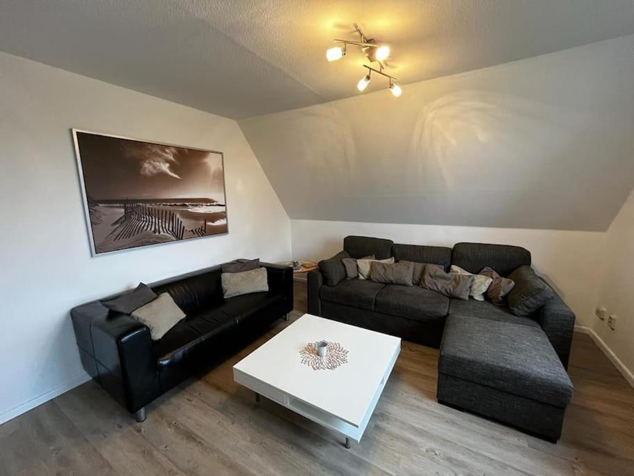Schoene Wohnung An Der Nordsee In Mildstedt Экстерьер фото